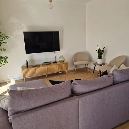 T2 Modern Waterfront - Apartment *