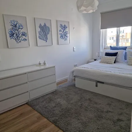 Apartment T2 Modern Waterfront - *