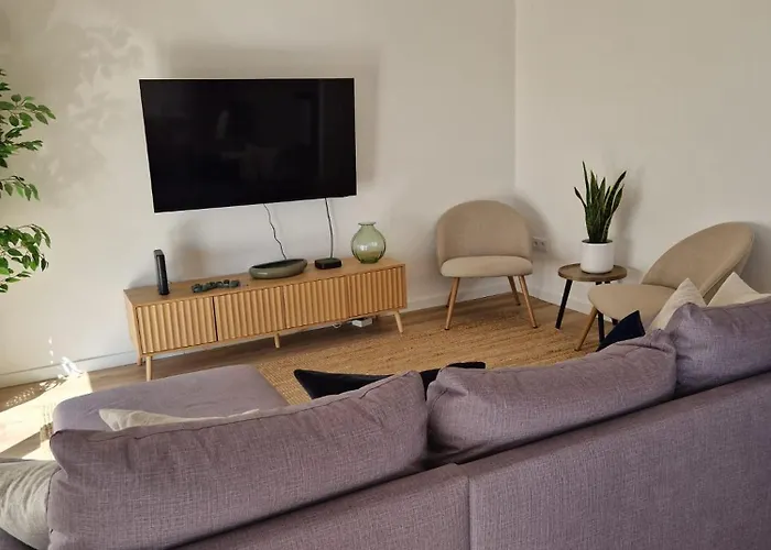 T2 Modern Waterfront - Portimao Apartment *